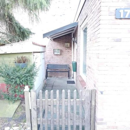 2-Room Apartment + 2 E-Bikes Alkmaar Dış mekan fotoğraf